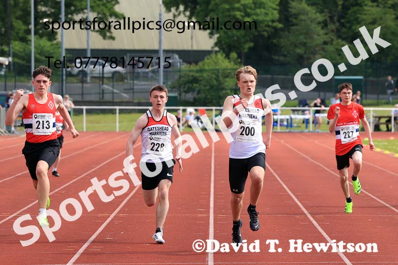 Boys Under-15s 200 metres, 2024 North Eastern Track and Field Champs., Middlesbrough.  Photo: David T. Hewitson/Sports for All Pics